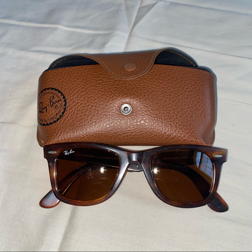Rayban Tortoise Frame Sunglasses with Case